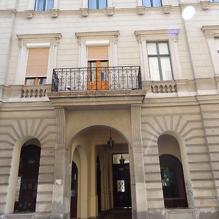 Casa Nora Hotel Budapest Luaran gambar
